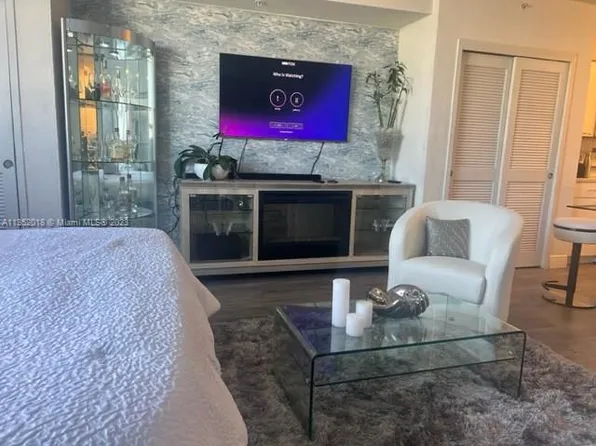 1500 Bay Rd APT 384S, Miami Beach, FL 33139