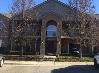 1417 Duncan Dr, Chelsea, MI 48118