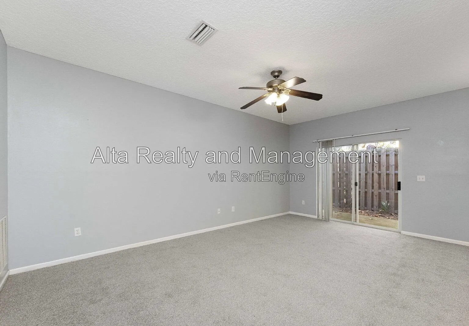 3 bed, 2.5 bath, 1291 sqft, $1,595 — Photo 4