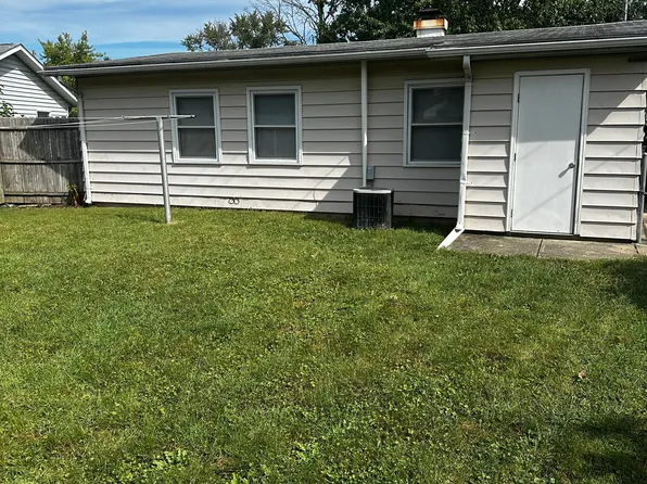 1109 Davis Dr, Lafayette, IN 47909
