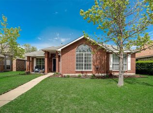 5820 Poole Dr, The Colony, TX 75056