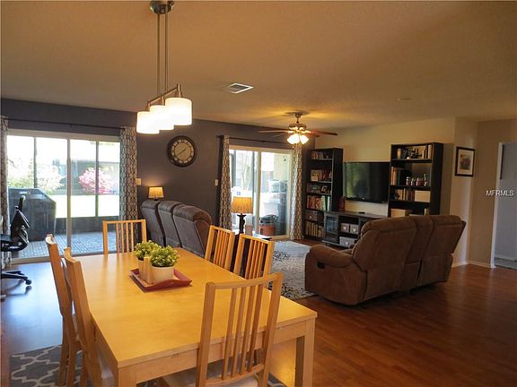 5th image of 10774 Lazy Lake Dr