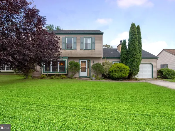 18 Dogwood Pl, Logan Township, NJ 08085