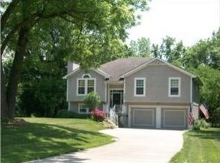 4101 NW 56th St, Kansas City, MO 64151