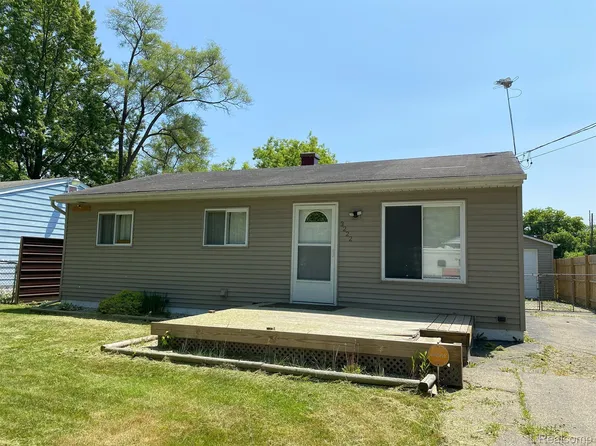 3222 Montana Ave, Flint, MI 48506