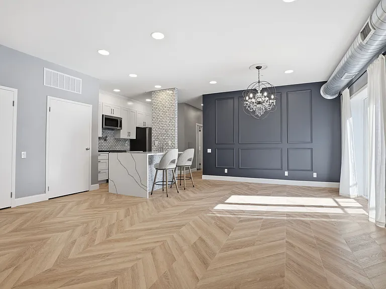 182 Gay St #110 — Photo 1