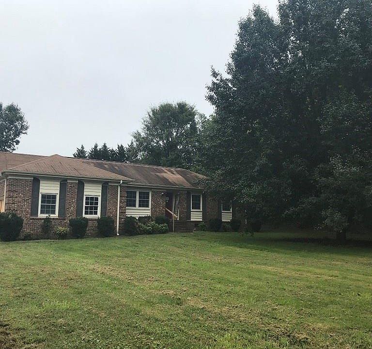 1st image of 110 Weslayan Dr