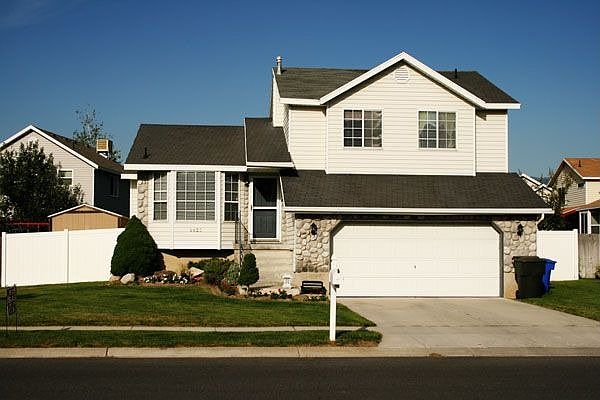 1st image of 8623 S Mountain Meadow Dr