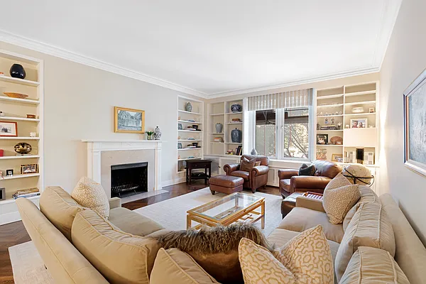 Sold by Compass | media 4