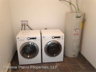 1st image of 1403 E Gibbon St APT 205