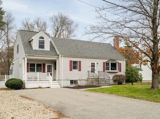 11 Violet Rd, Burlington, MA 01803