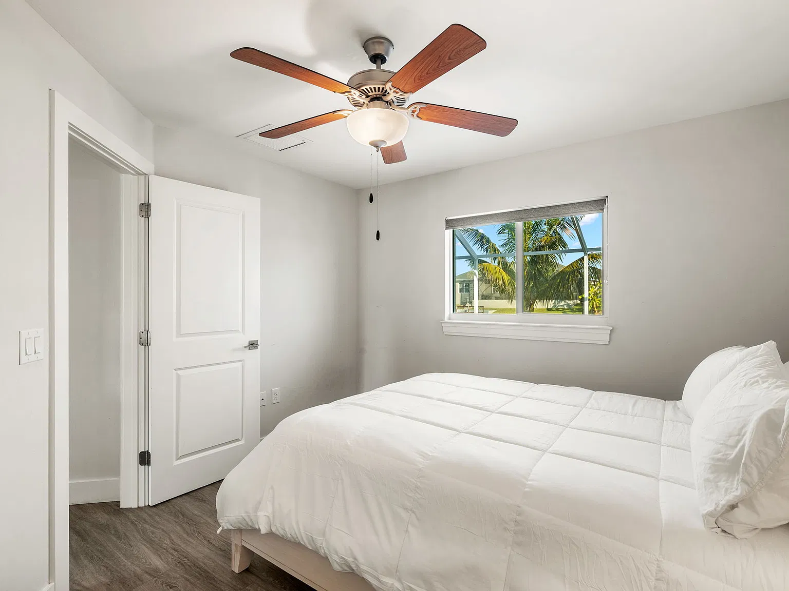 3 bed, 1600 sqft, $6,500 — Photo 2