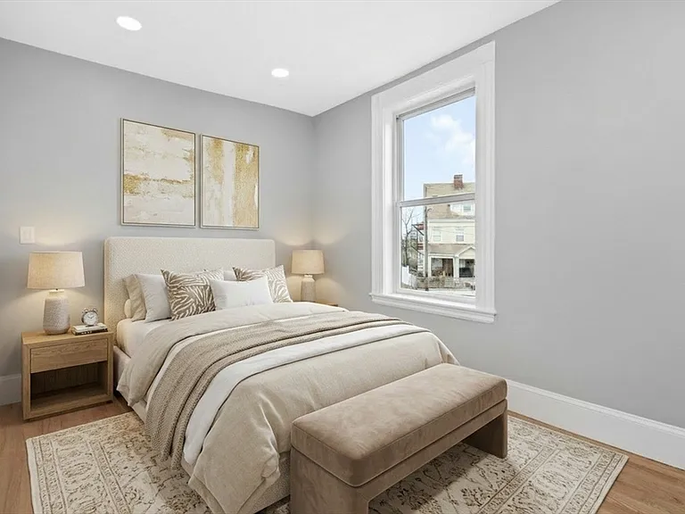 66 Stanley St #2 — Photo 4