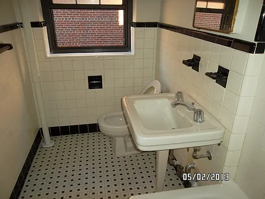 Sold by Manhattan Network Inc. | media 15