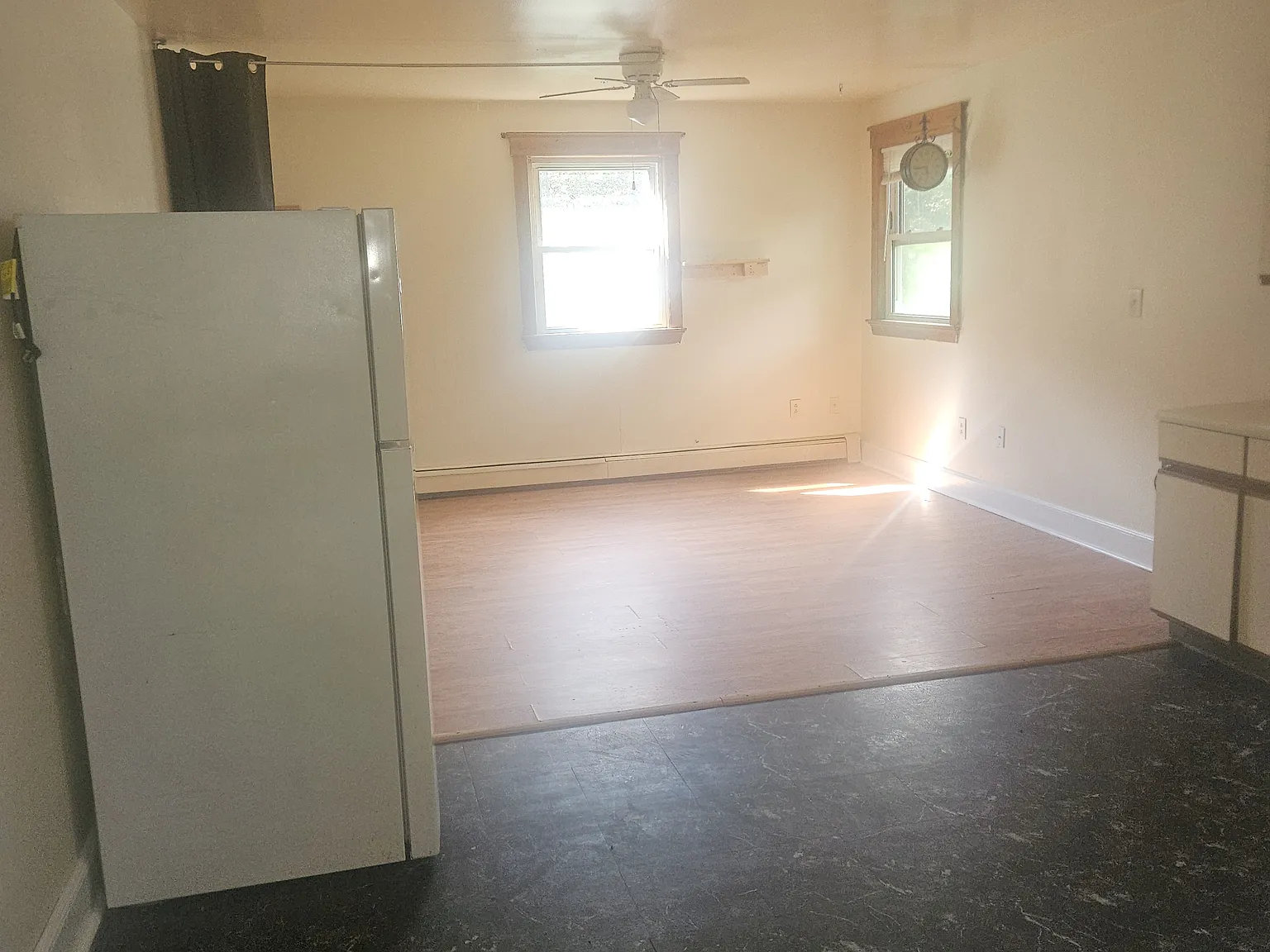 Studio, 400 sqft, $750 — Photo 3