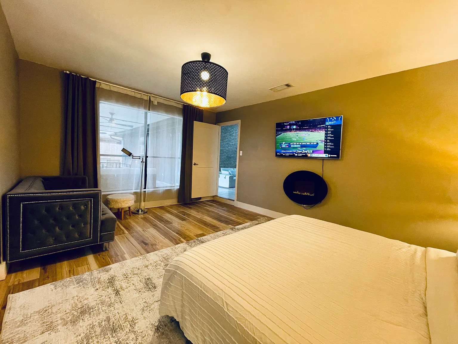 3 bed, $3,600 — Photo 3