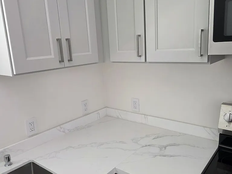 217 E Morningside St #A — Photo 22