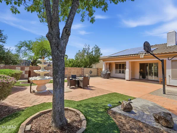 7693 W Sunlark Way, Tucson, AZ 85743
