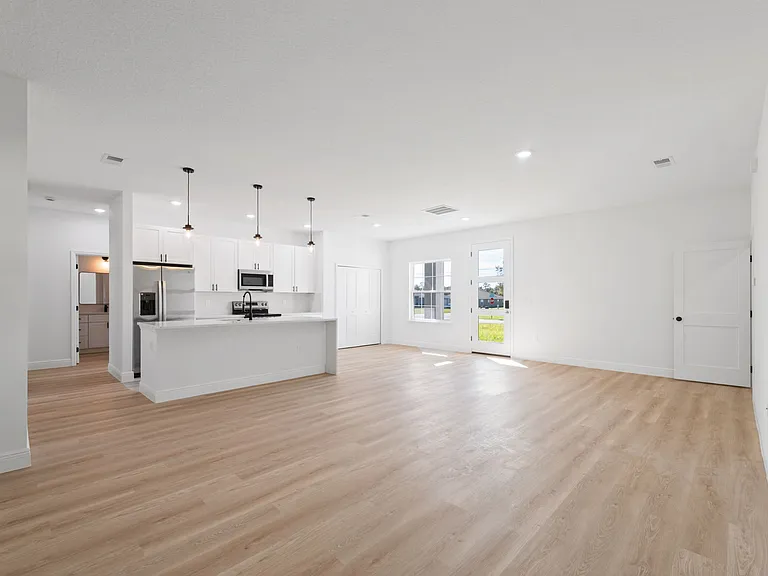 3995 SW 134th St — Photo 15