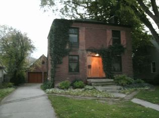 1350 Villa Rd, Birmingham, MI 48009