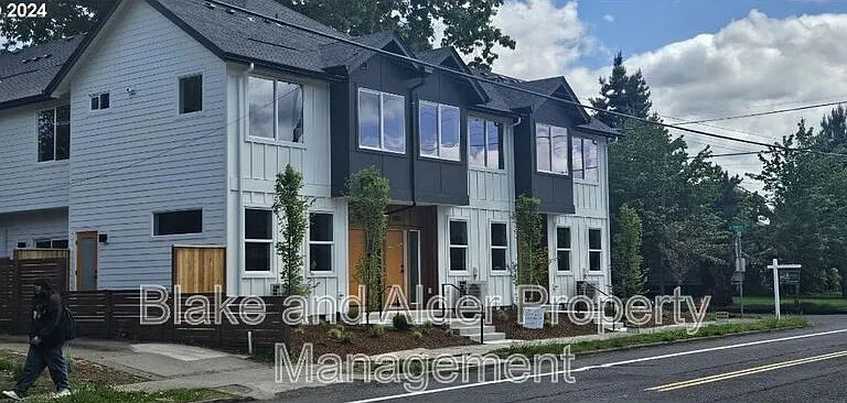 5221 SE Boise St — Photo 25