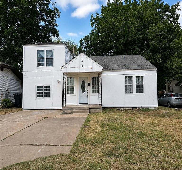 1st image of 1015 SW 33rd St