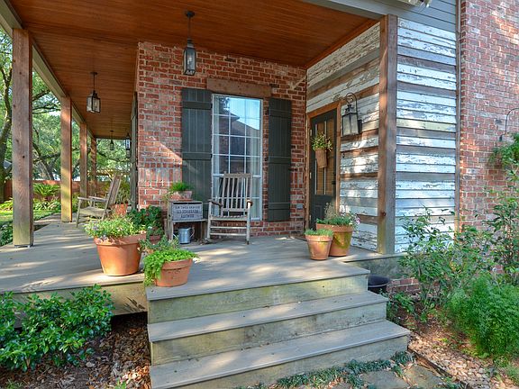 4th image of 110 Trailwood Ln