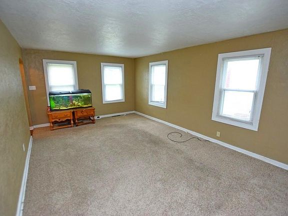5th image of 501 S Talley Ave