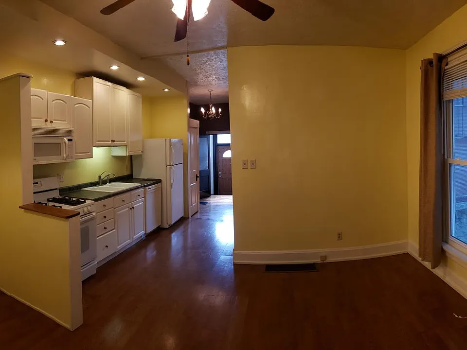 2415 Vine St #1