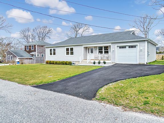2nd image of 3 Janice Ln