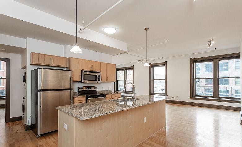 1st image of 424 S 12th St APT 201