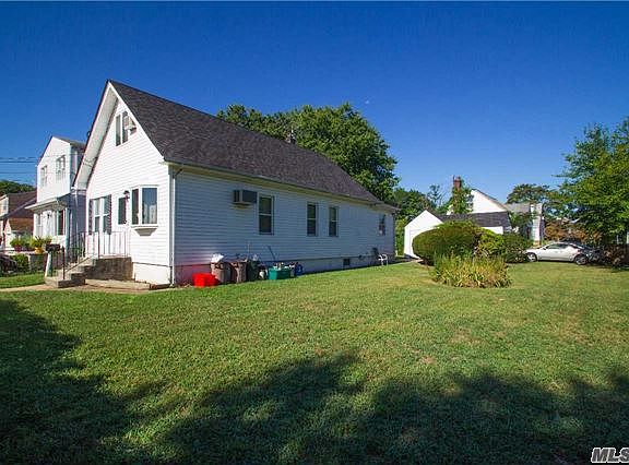 2nd image of 270 Jacob St