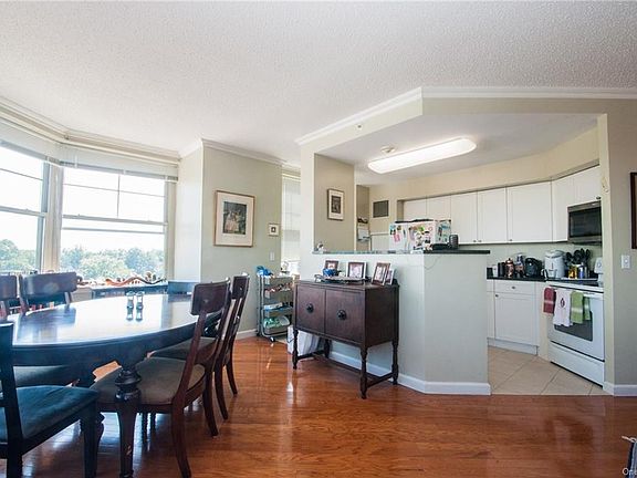 4th image of 300 Mamaroneck Ave APT 701