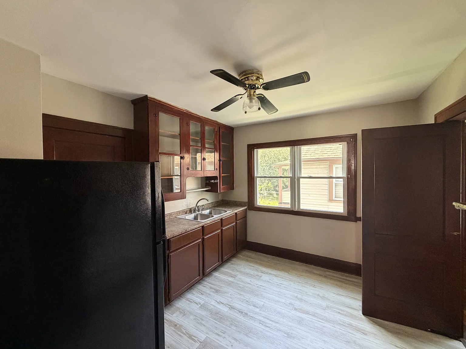 14300 Darwin Avenue - Upstairs — Photo 3