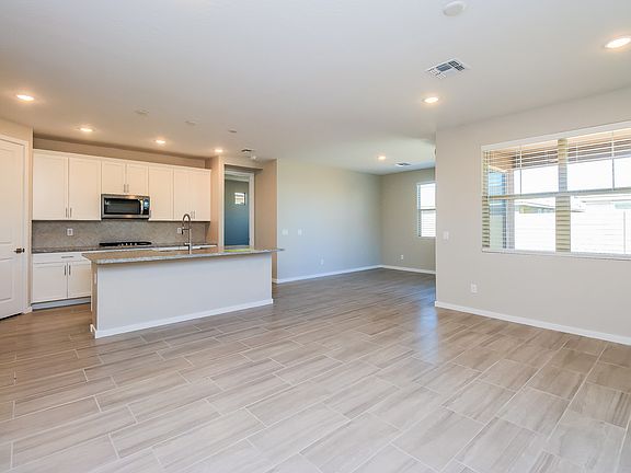 3rd image of 22536 E Rosa Rd