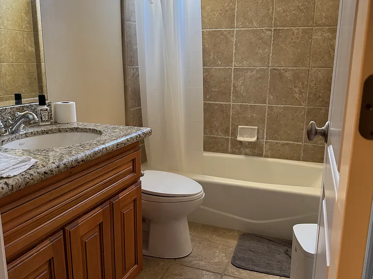 65 N Mountain Rd #1 — Photo 10