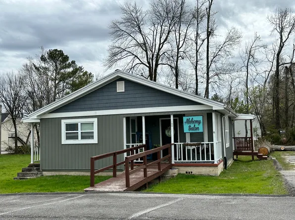 100 Nativity Pl, Fort Oglethorpe, GA 30742