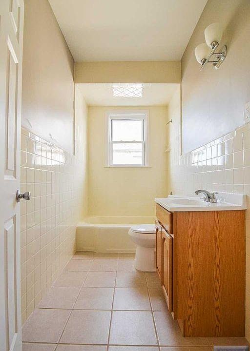 1st image of 508 Harrison Ave Floor 2