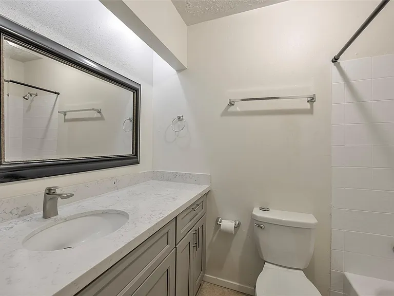 14119 Bella Dr — Photo 12