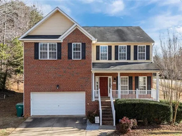 198 Twin Creeks Dr, Stokesdale, NC 27357