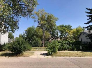 1510 1st St NW, Calgary, AB T2M 2S8