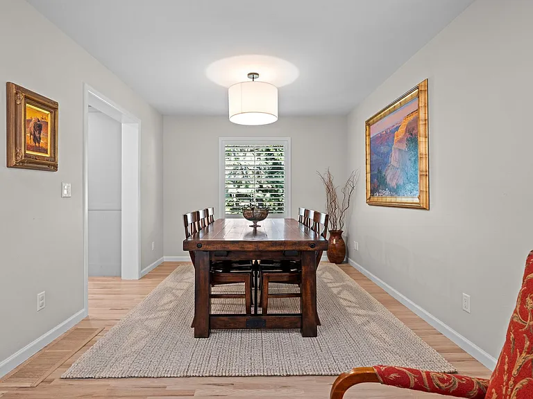 7030 Magnolia Cir — Photo 11