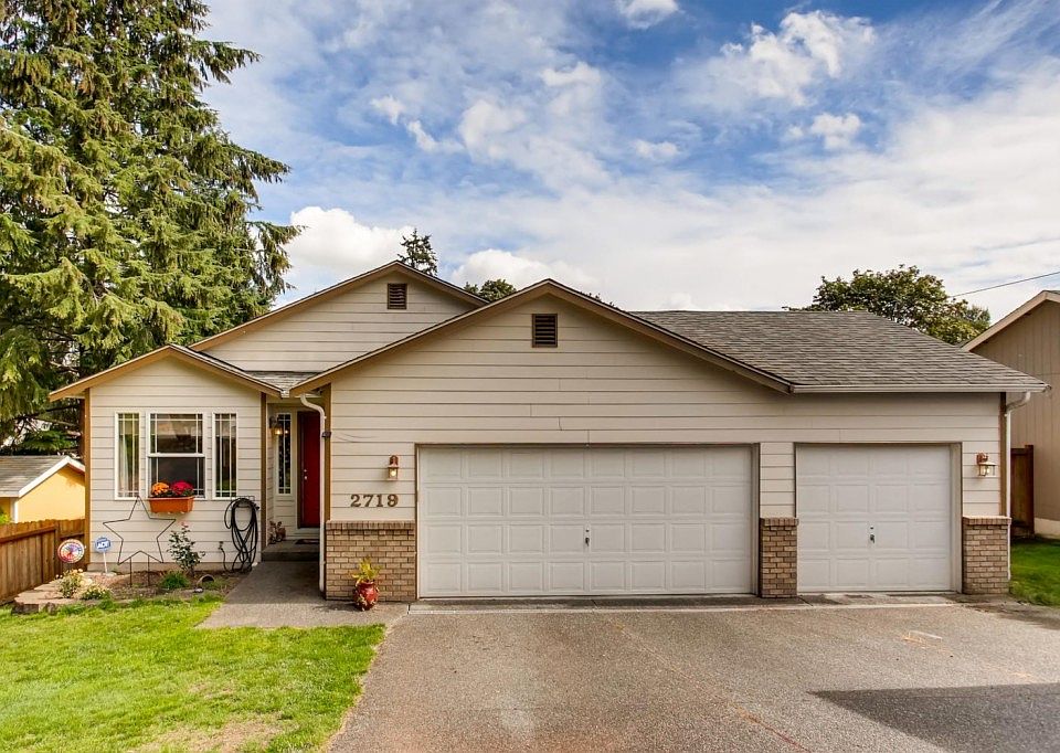 1st image of 2719 58th Ave NE