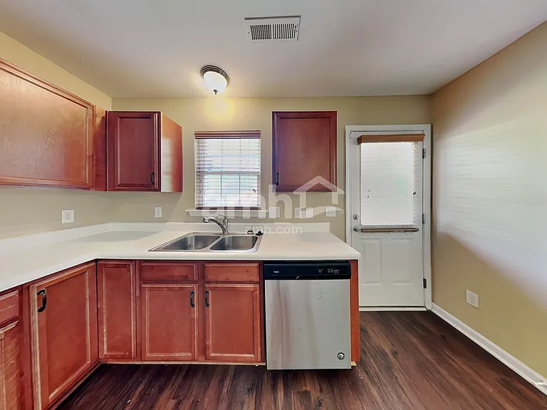 4652 Midstream Crossing Dr — Photo 4