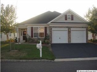 27 Marlow Dr, Jackson, NJ