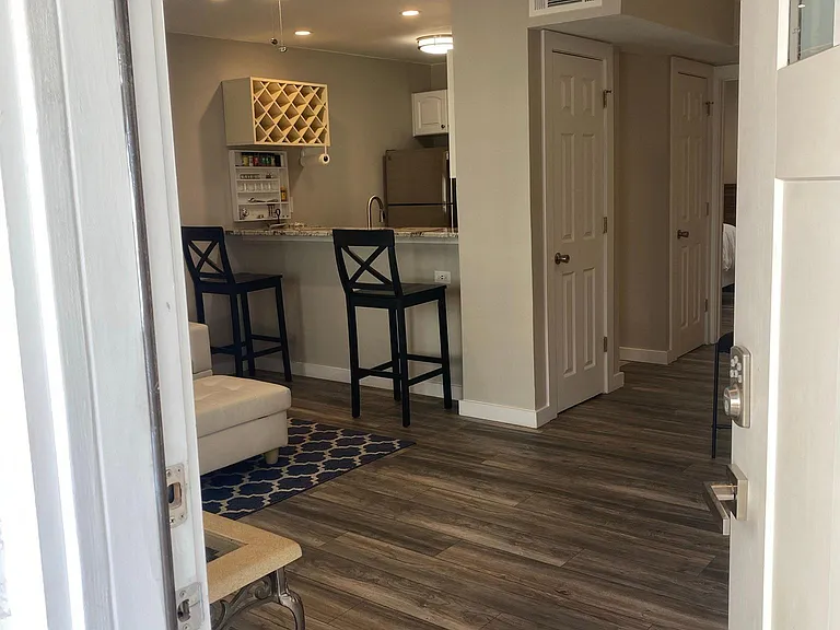 2201 N Garrett Ave #204 — Photo 20