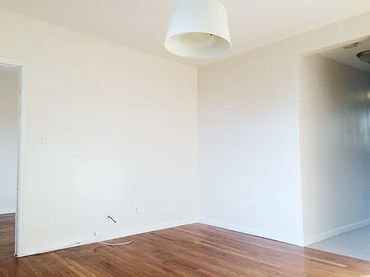 Rented by In Haus LLC | media 17