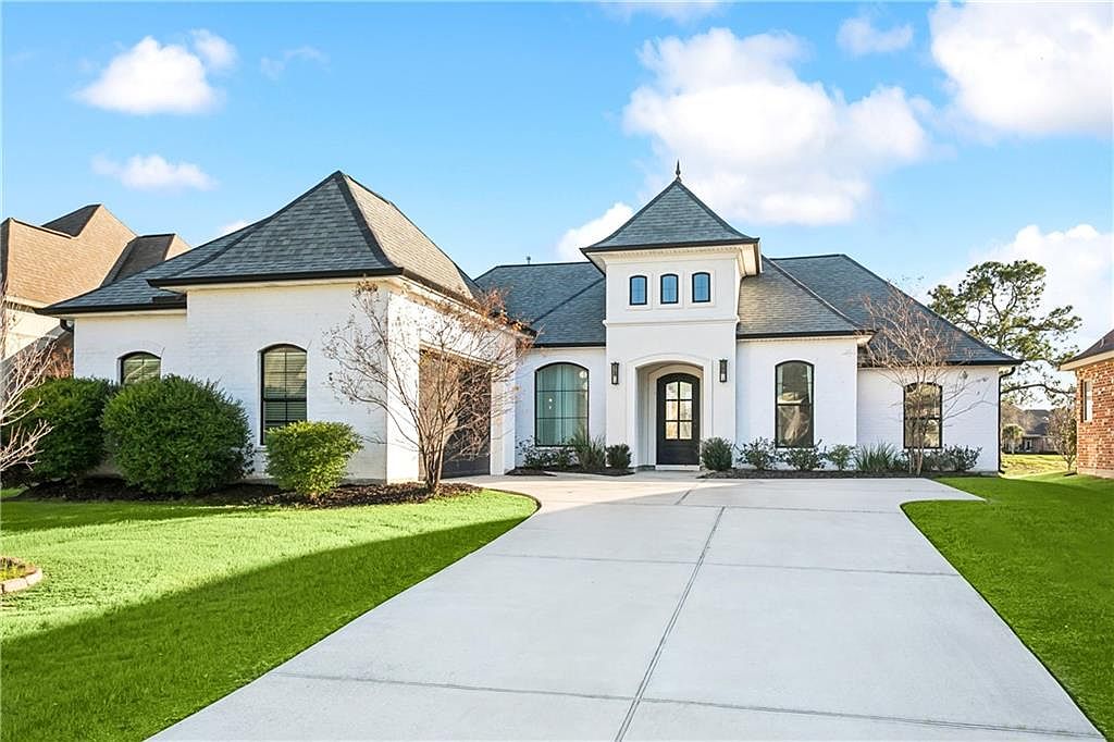 274 Cypress Lakes Dr