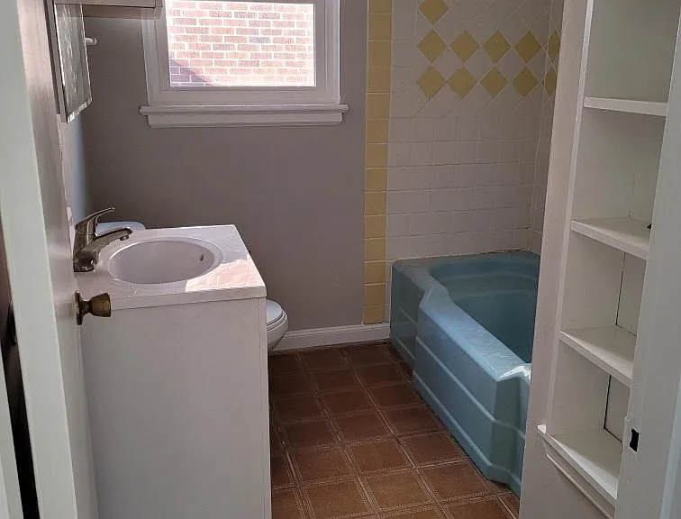 407 Woodrow Ave — Photo 4
