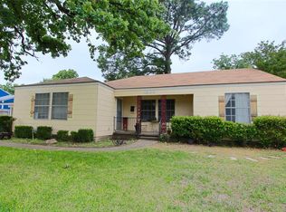 4908 Hope St, River Oaks, TX 76114